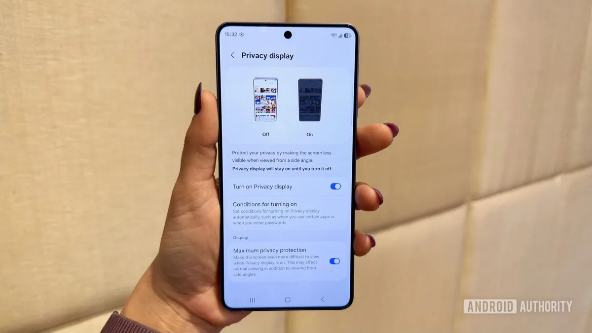 Editorial WebP cover showing a Galaxy S27 Pro privacy display leak