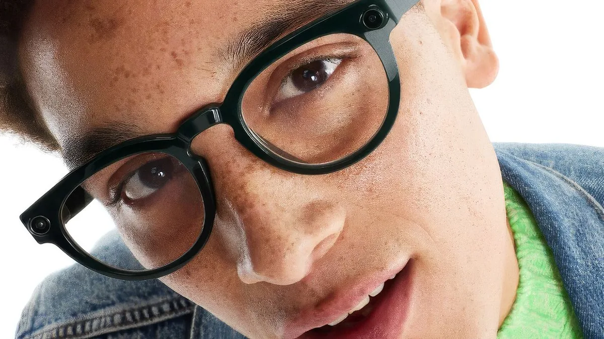 Samsung Galaxy Glasses wearable concept with gesture and camera controls