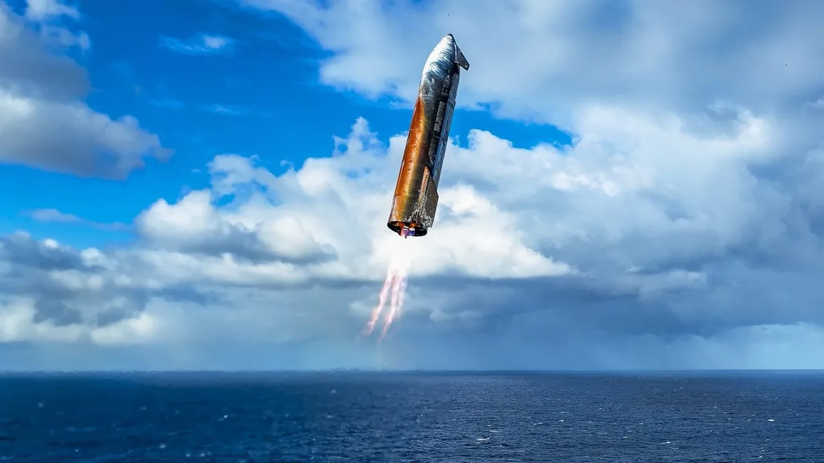 SpaceX Gen3 satellite constellation with phased array beam steering